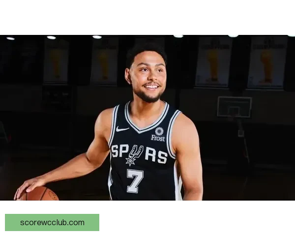 浓眉左手掌恢复良好 本月底接受复查有望本季复出